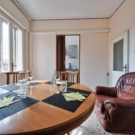2 Bedroom Mestre Train Station * 베니스